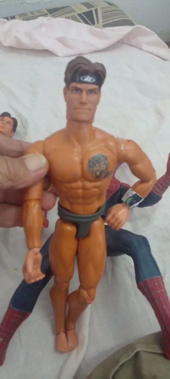 Homen aranha mais 2 he?ois - Foto 4