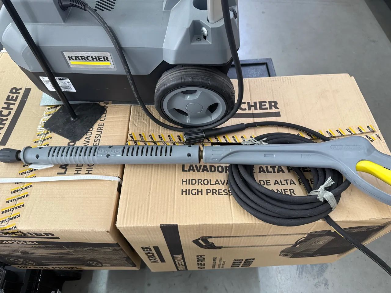 Lavadora karcher new Hd 585 (nova) - Foto 4