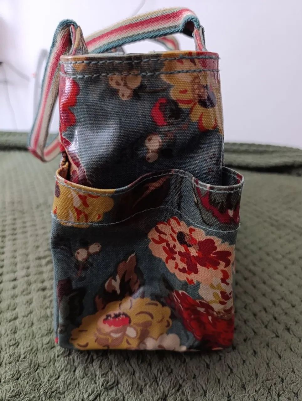 Bolsa florida Cath Kidston pouquíssimo usada - Foto 2