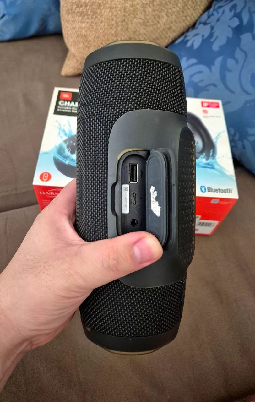 Caixa de Som Bluetooth JBL Charge 3 - Foto 2