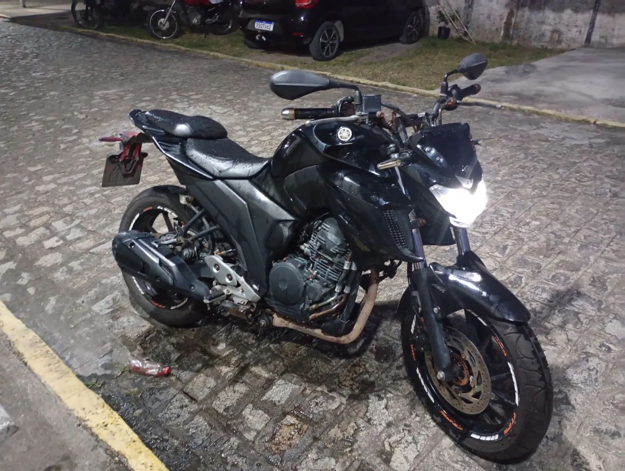 FZ25 2020