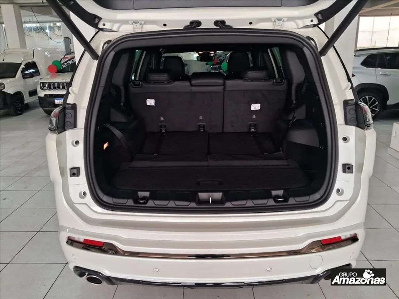 Jeep Commander Black Hurricane 2.0 4x4 TB Aut, foto 8 de 20