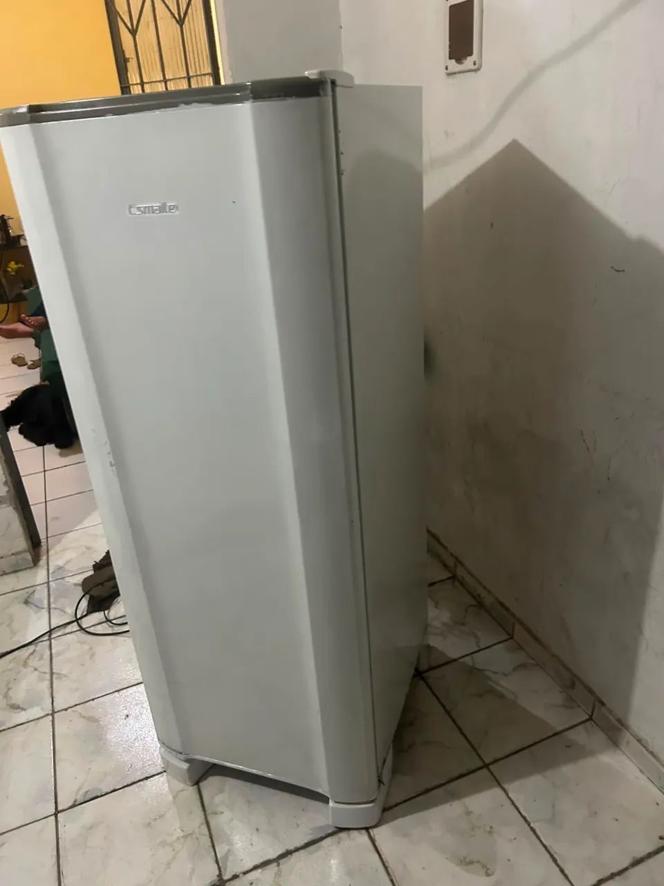 Geladeira esmaltec (Frete grátis) - Foto 3