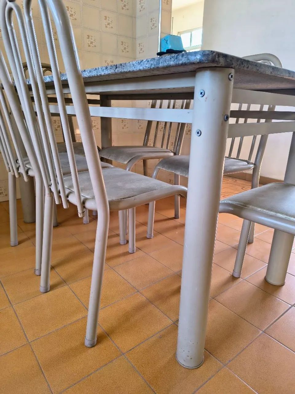Mesa de granito 6 cadeiras  - Foto 5