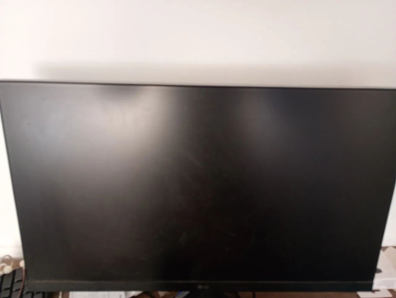 Monitor LG  Ultragear 144hz IPS 1ms - Foto 4