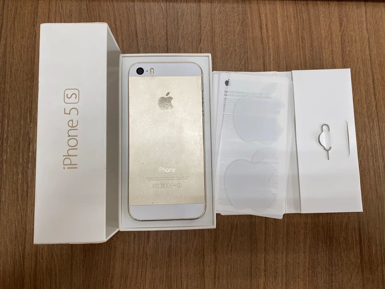 iPhone 5S 64GB Gold com Caixa Original - Foto 2