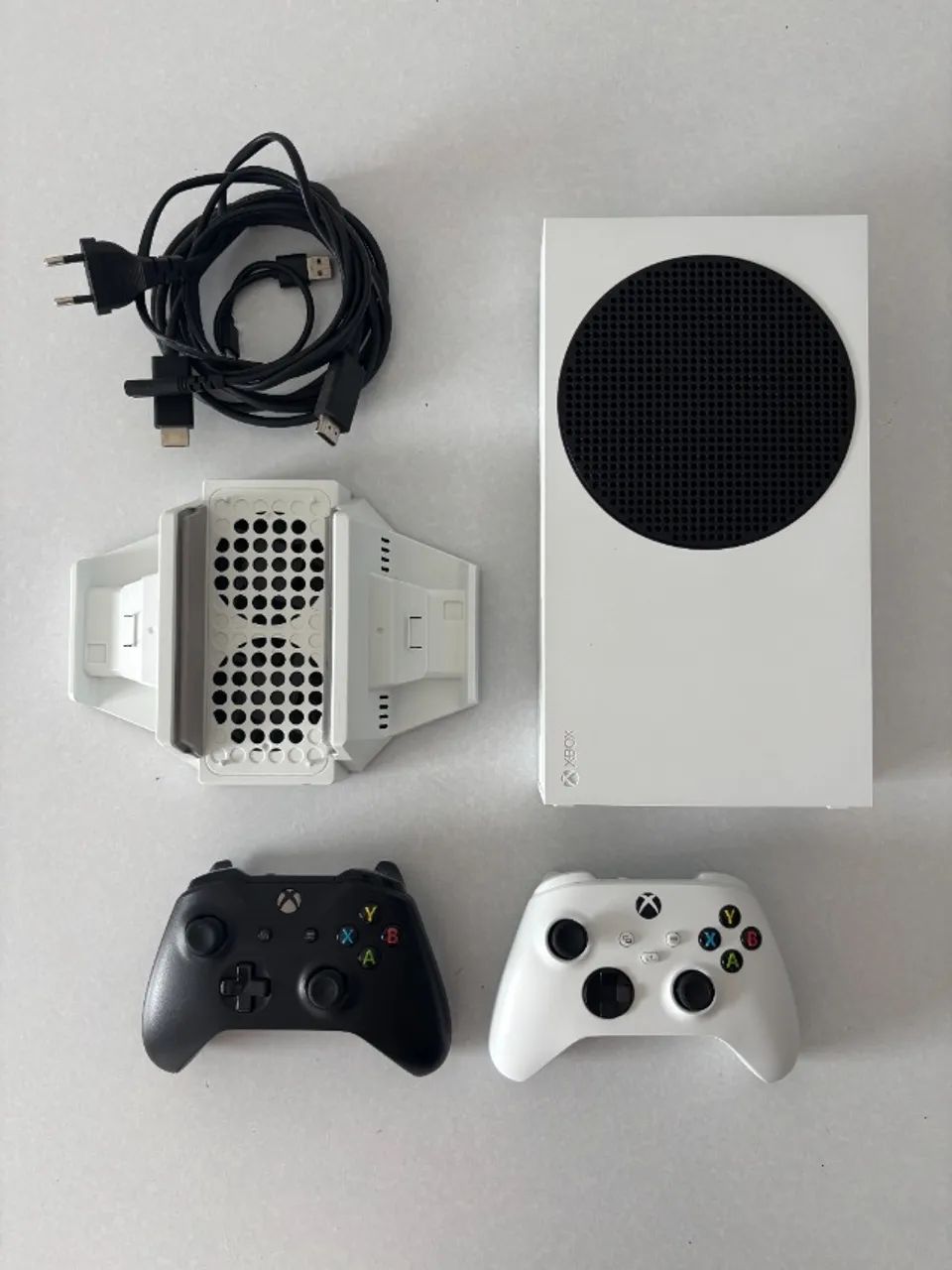 Xbox Series S + 2 Controles Originais + Base | Excelente Estado - Foto 3