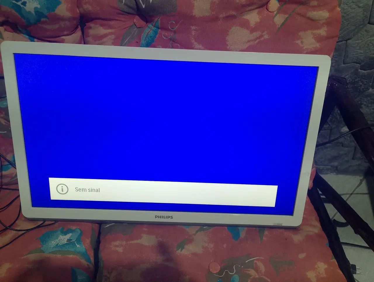 Monitor TV Philips 24 polegadas na cor branca - Foto 3