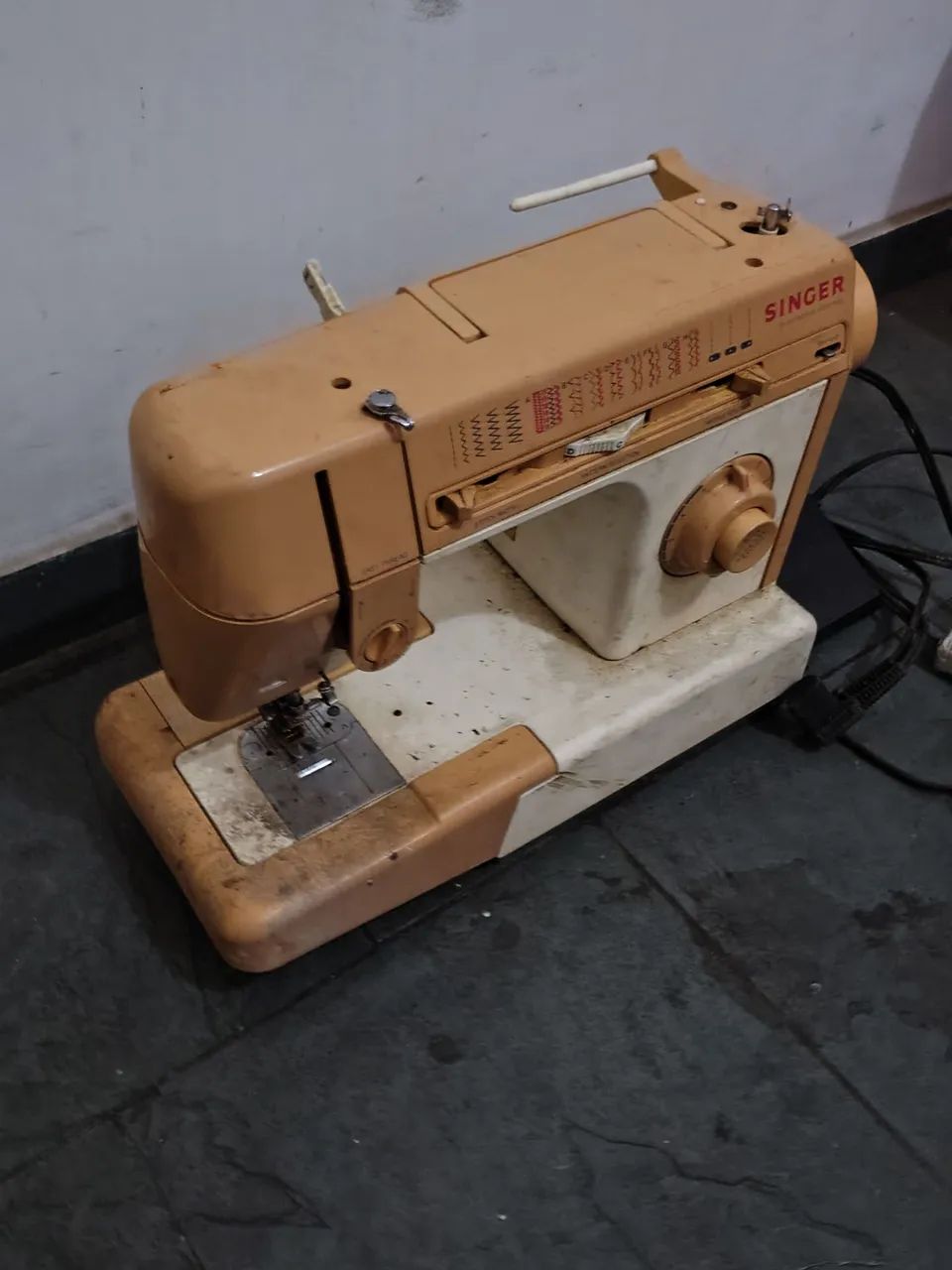 Máquina de costura  - Foto 2