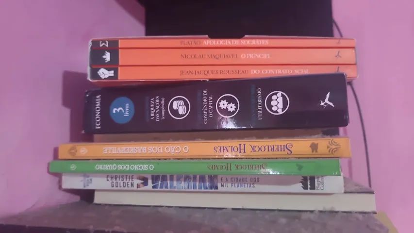 livros - Foto 4