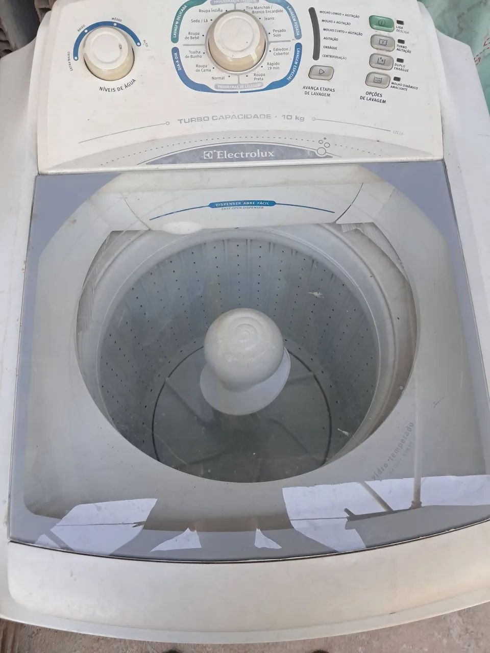 Máquina de lavar Electrolux 10 quilos com defeito. R$150,00.