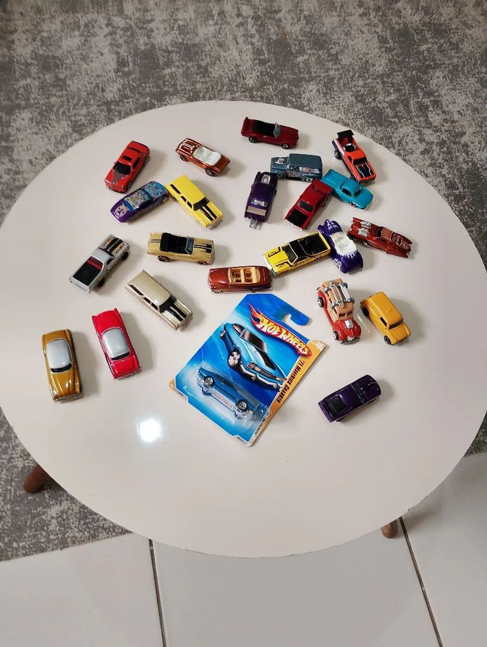 Hotwheels diversos  - Foto 2
