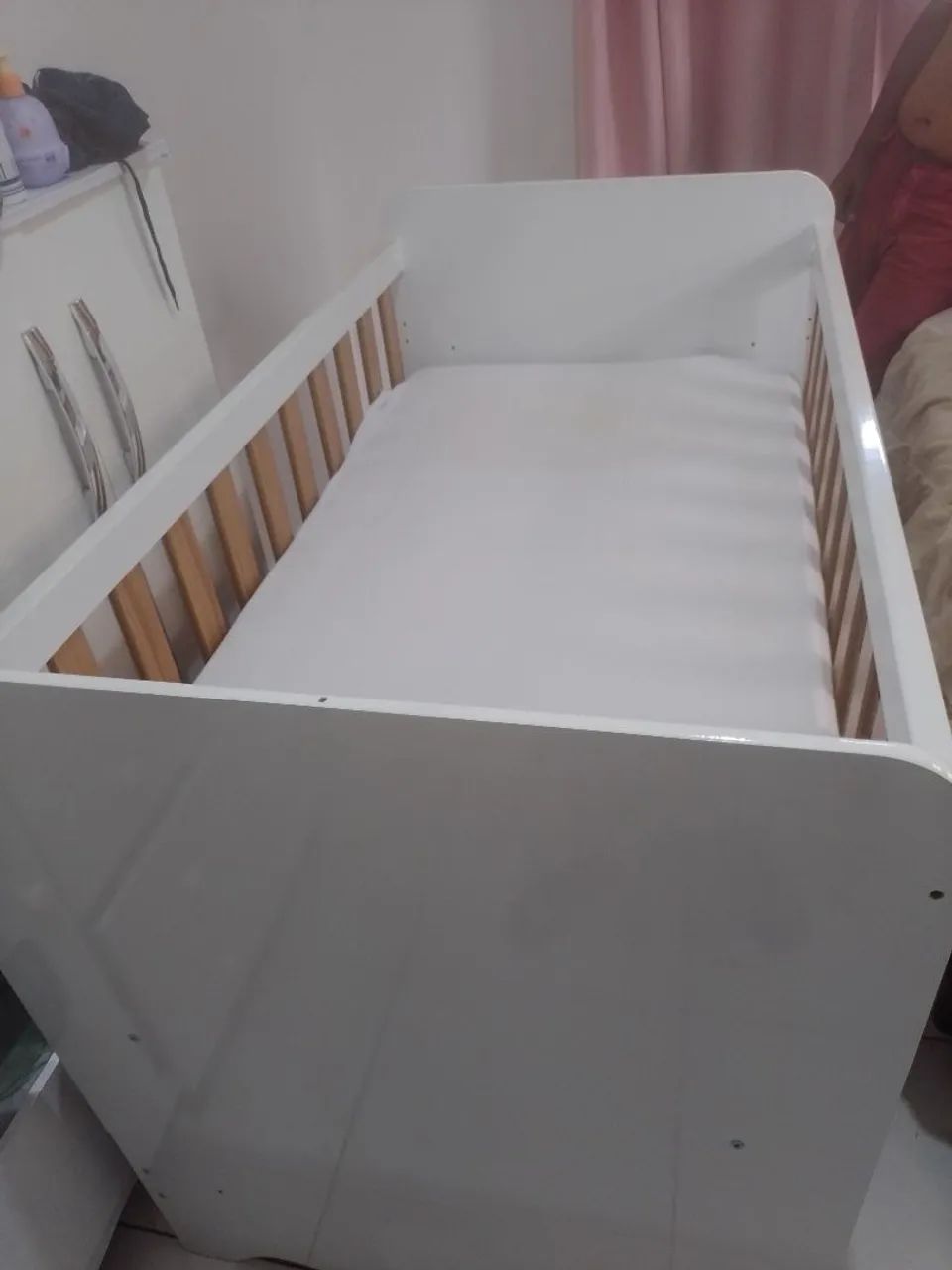 Berço dois em 2 sem uso com colchão  - Foto 3