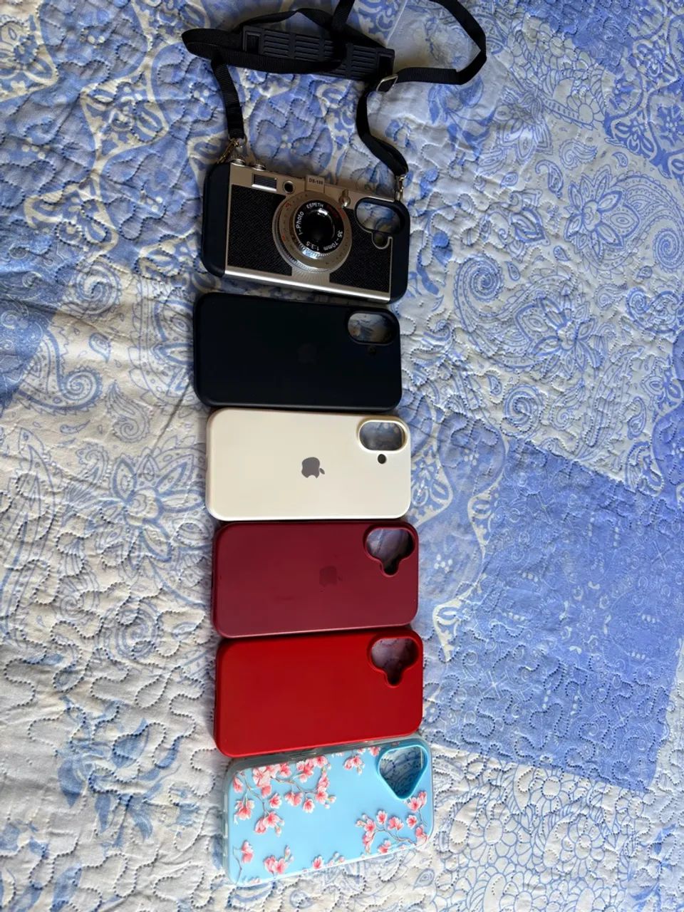 Capinhas IPhone 16 normal - VENDO TODAS JUNTAS! - Foto 5
