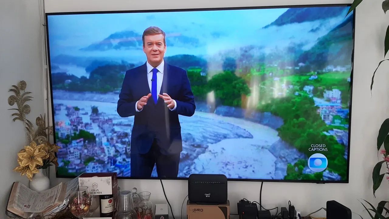 Exelente Smart tv  Sansung75polegadas 4k led UHD. - Foto 3