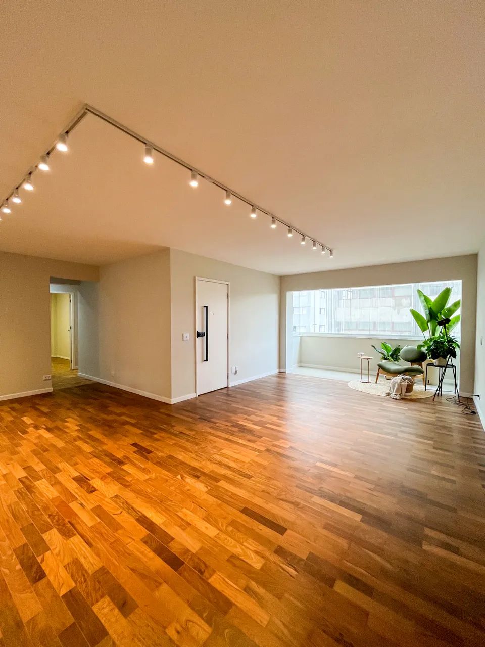 Apartamento para venda em Itaim Bibi com 3 quartos, sendo 3 suítes, 163m² - Foto 2