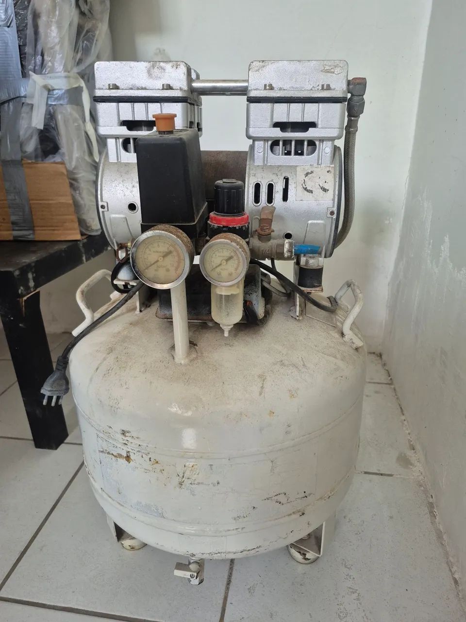 Compressor odontológico shuster