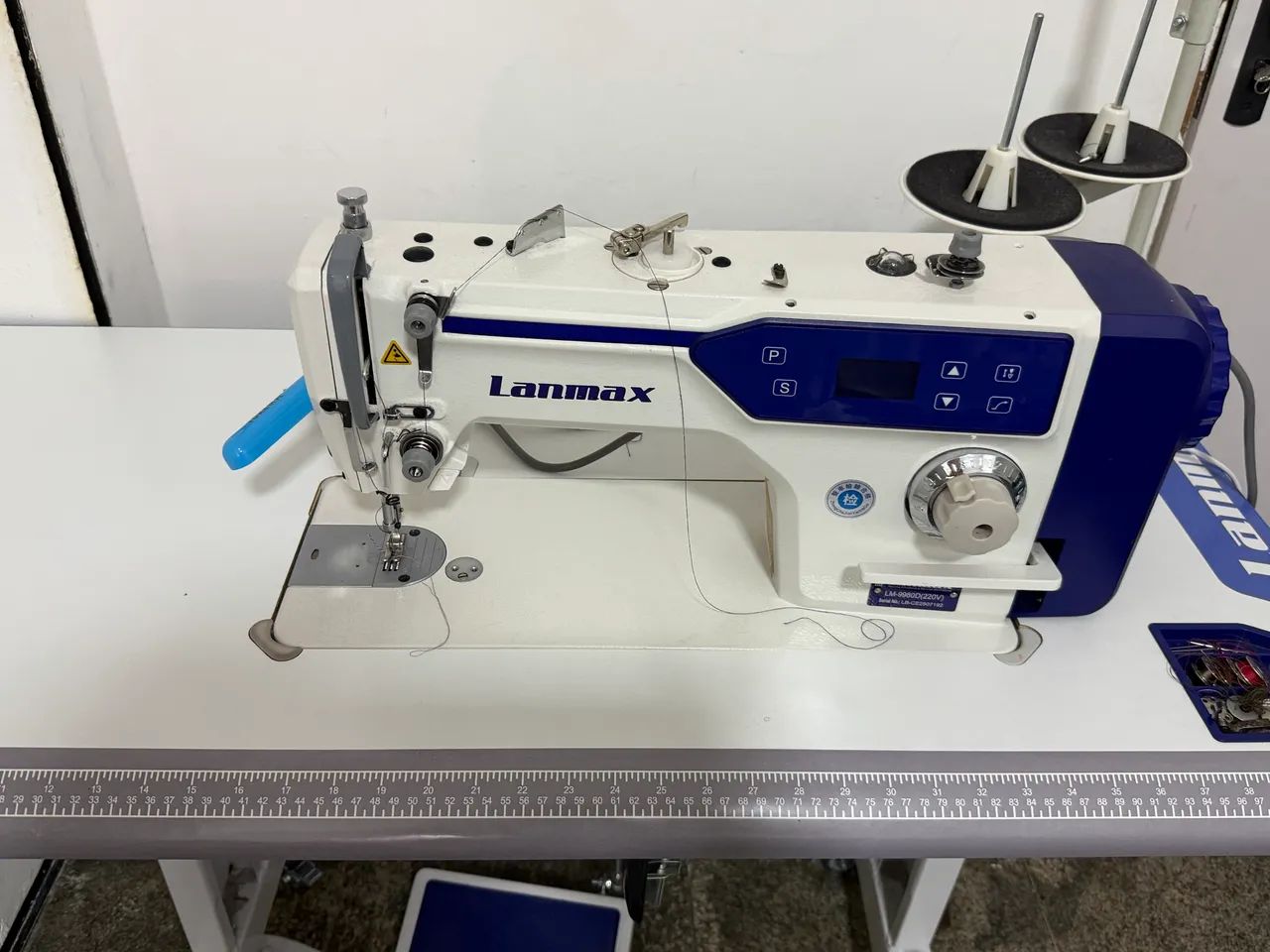 Máquina de Costura - Foto 2