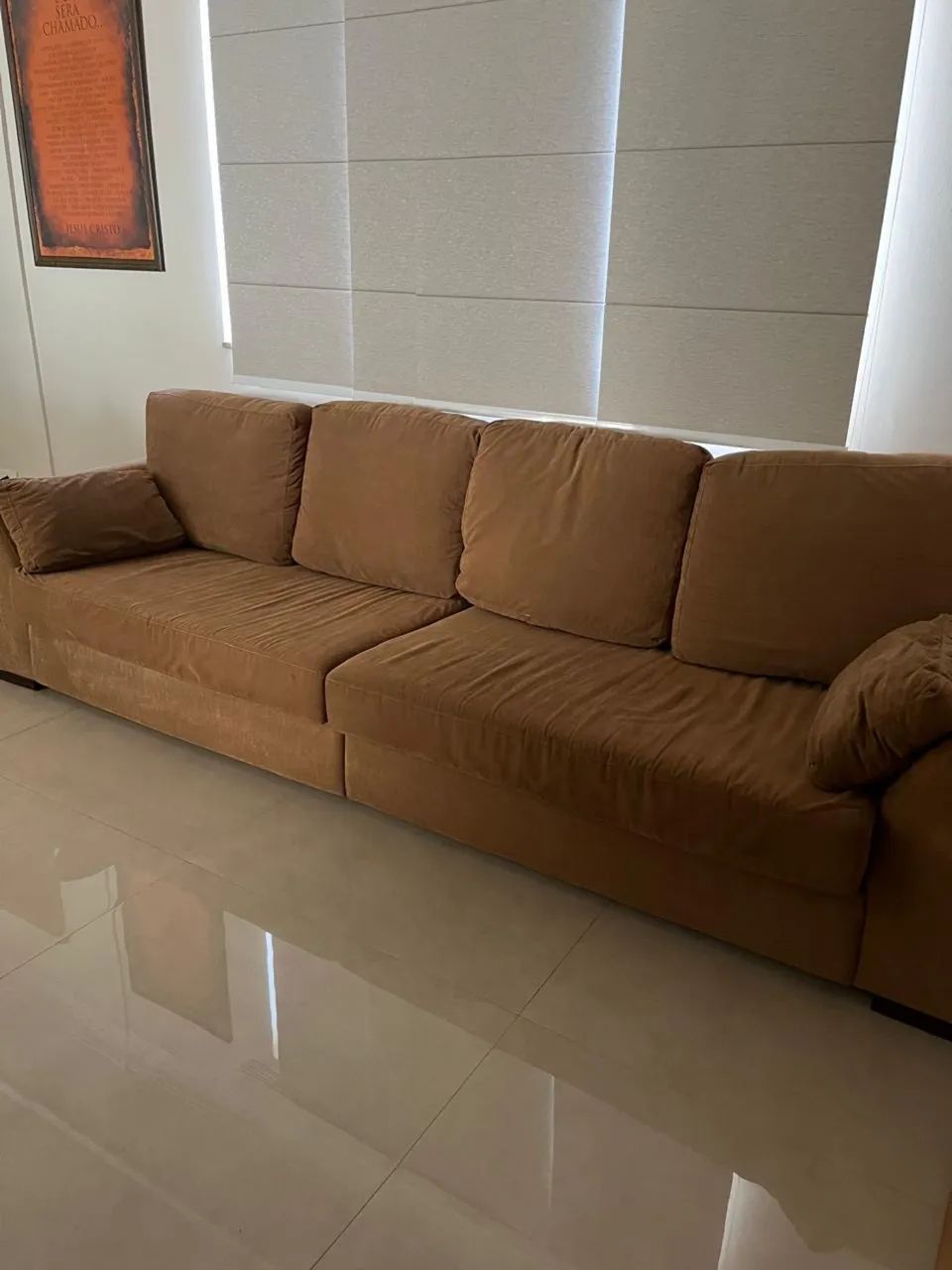 Oportunidade! Sofá Grande 4 Lugares Muito Confortável - Foto 3