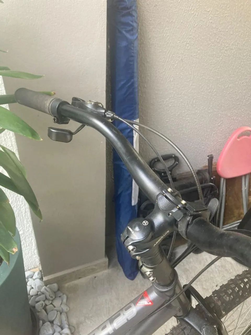 BICICLETA CALOI SUPRA T.17 ARO 29 CINZA  - Foto 4