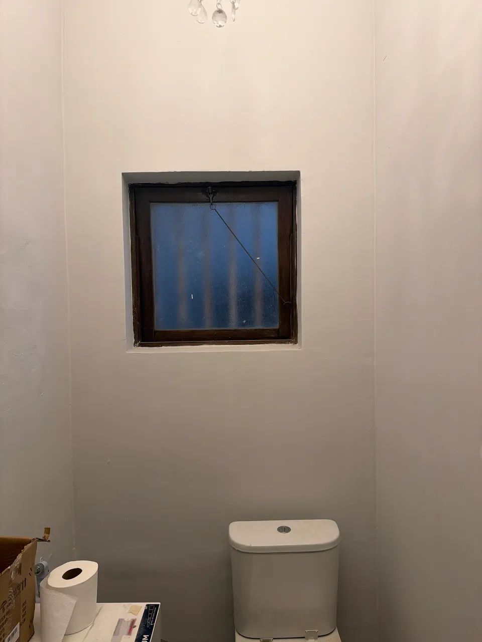 Janela 70x70cm de madeira maciça sucupira  - Foto 4