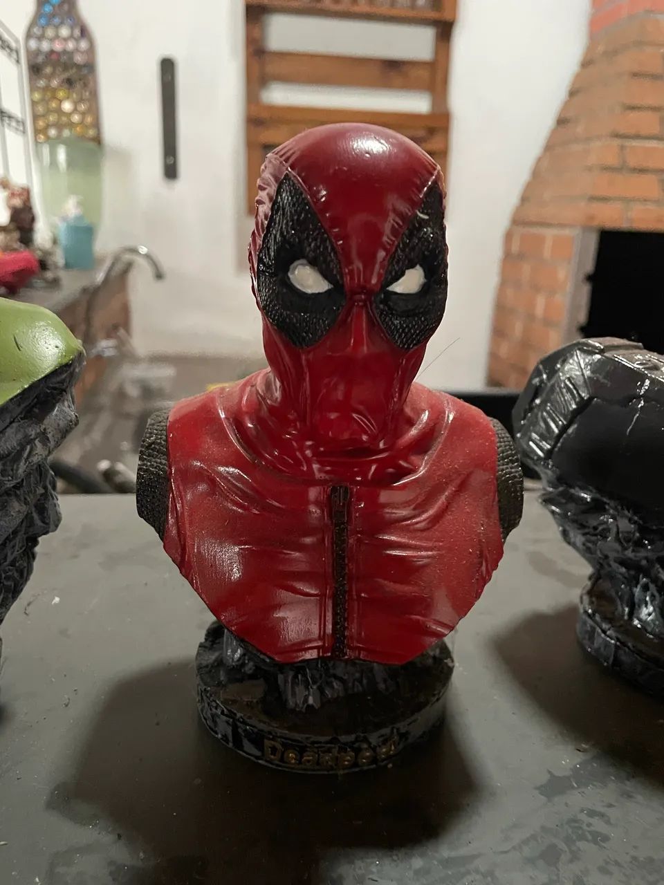 Vendo bustos de heróis da marvel 