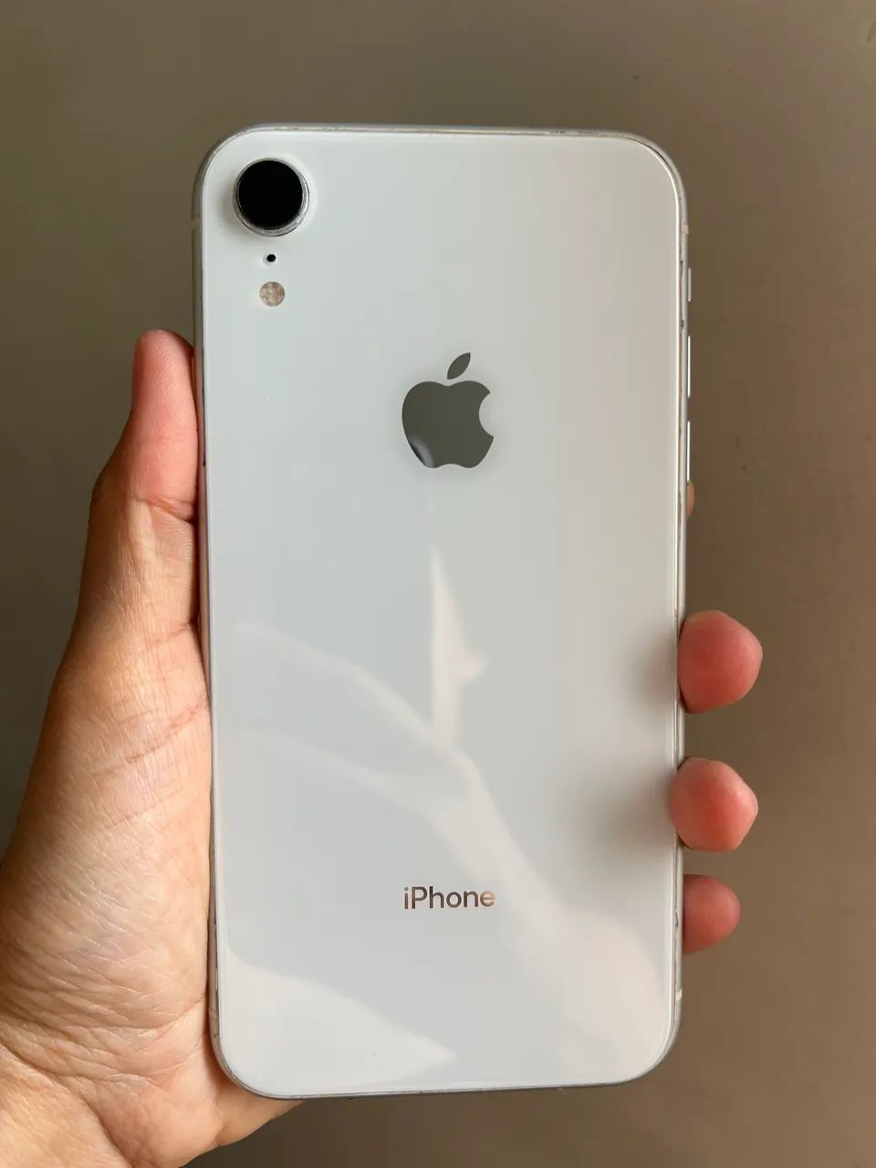 iPhone XR branco 64gb com película nova e capa - Foto 2