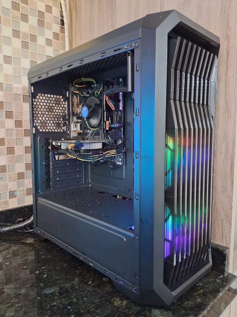 Cpu 8°geração com placa de vídeo, não troco  - Foto 2