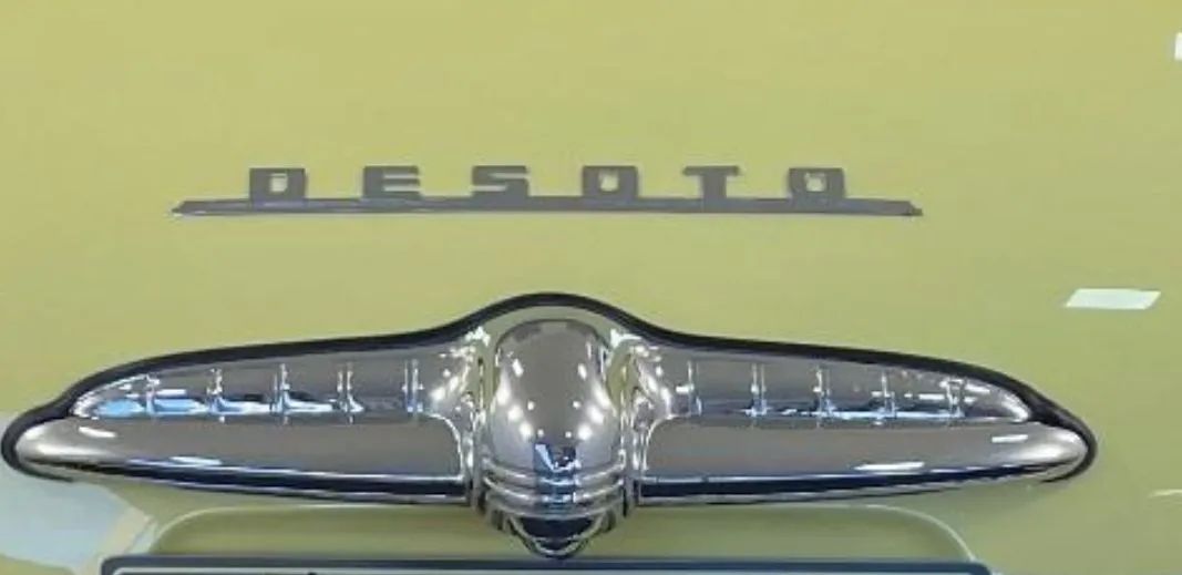 Emblema Dodge DeSoto  - Foto 3