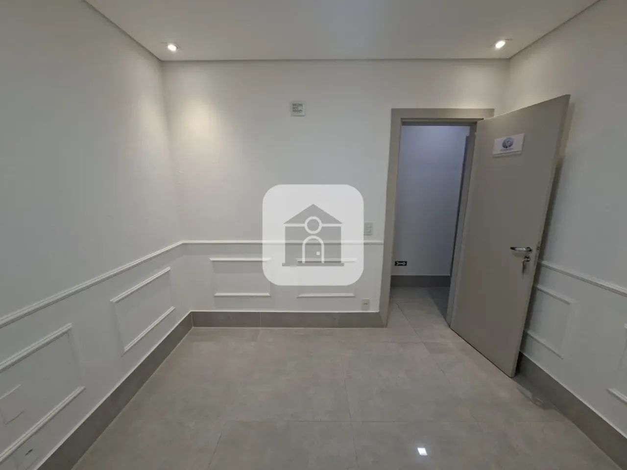 Sala comercial para locação no bairro Morada da Colina - Foto 3