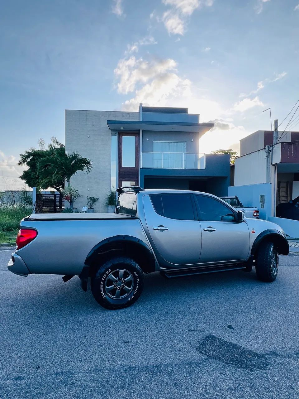 Mitsubishi L200 2013