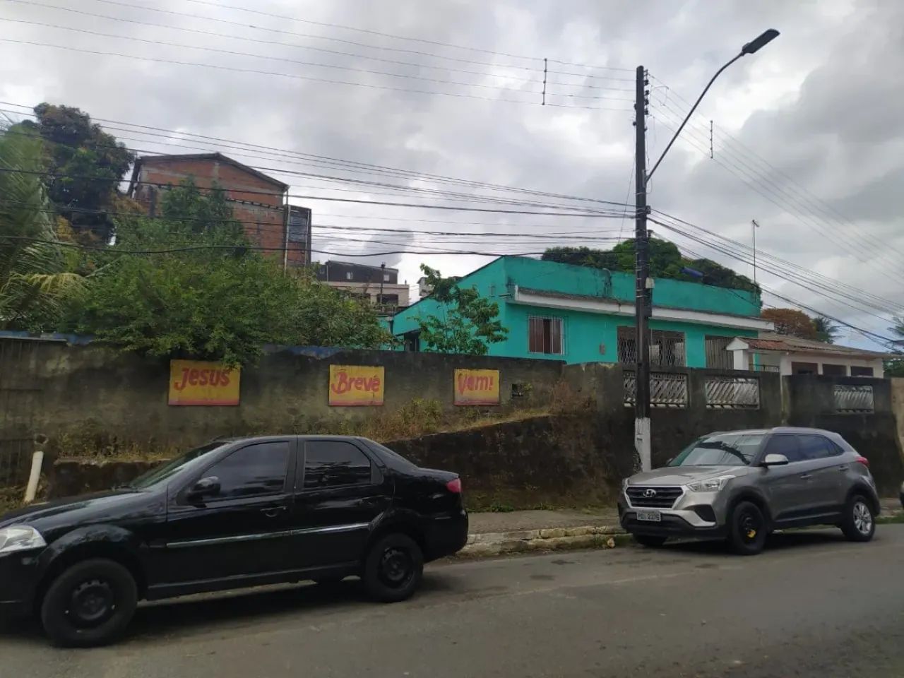 Casa Com 132m² De Área Construída, 600m² Área Total. Excelente Pará Comércio. - Foto 3