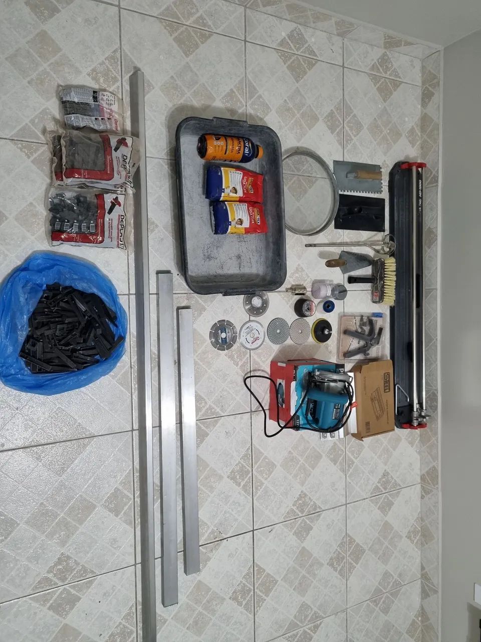 Ferramentas pedreiro 