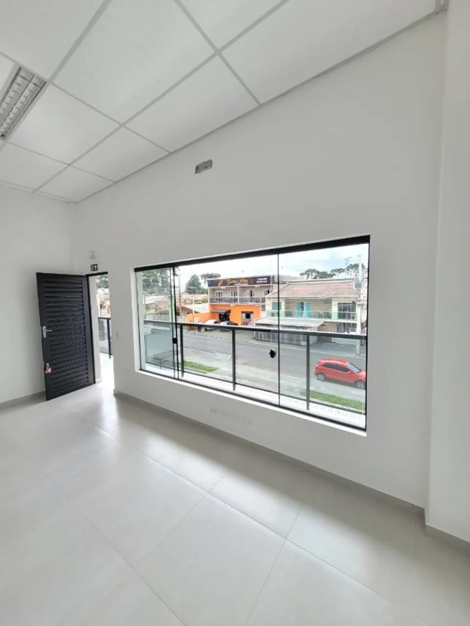 Sobre Loja de 36 m², Proximo a Av Irai, Pinhais - Foto 3