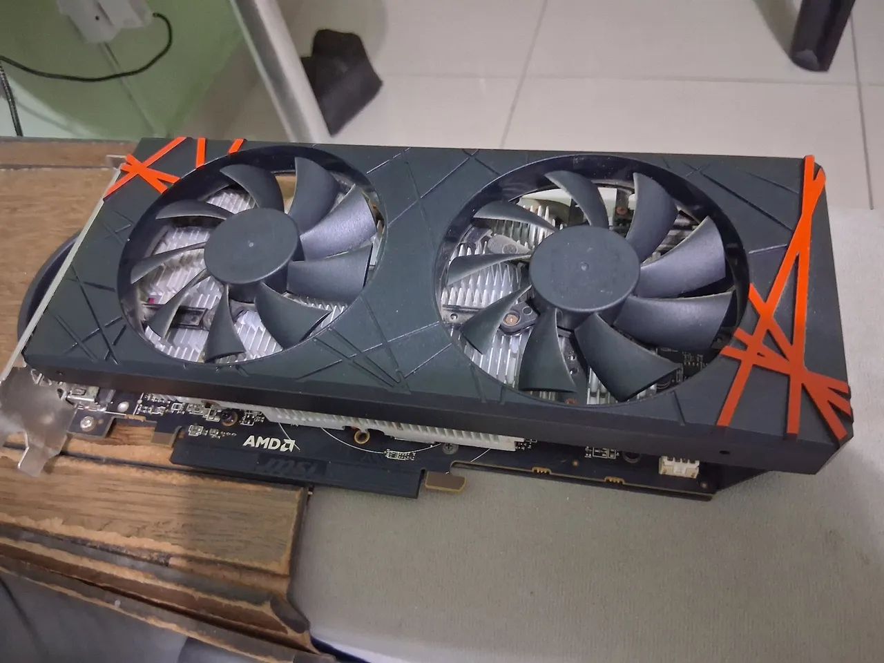 amd RX 580 ELSA 8G 2048sp 