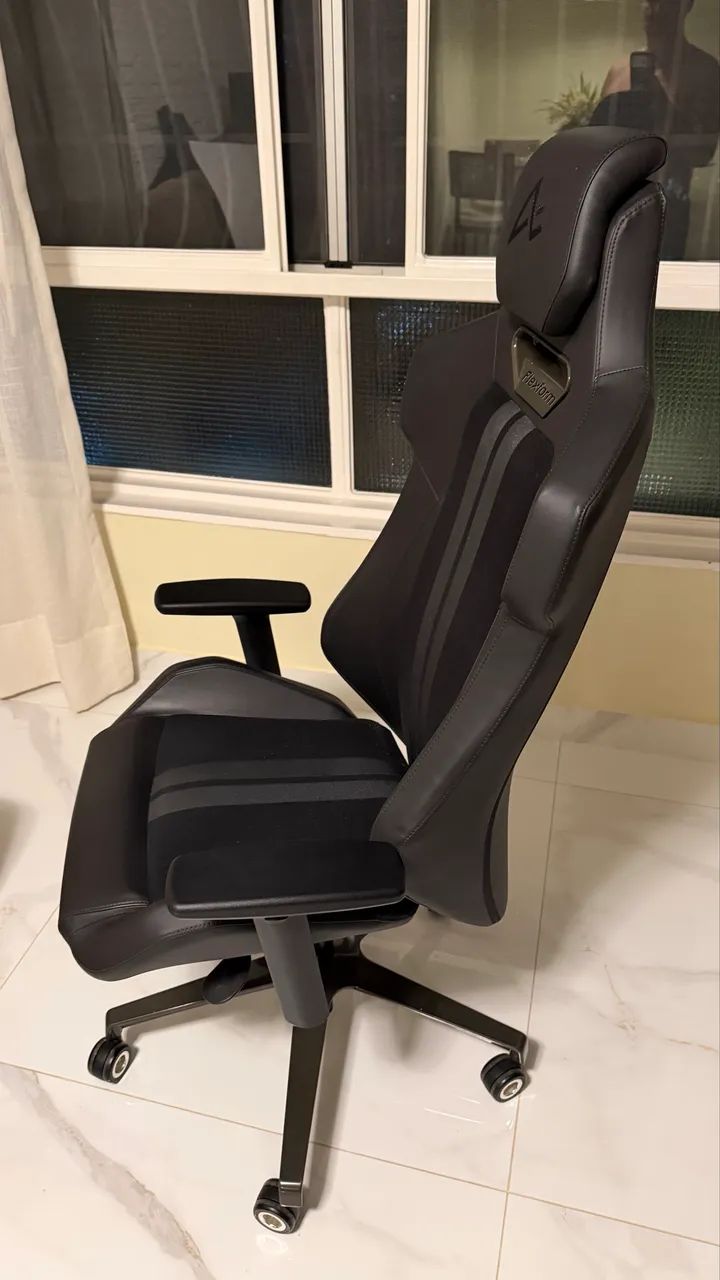 Cadeira Gamer Alpha 2 Pro Black - Flexform - Nova - Foto 2