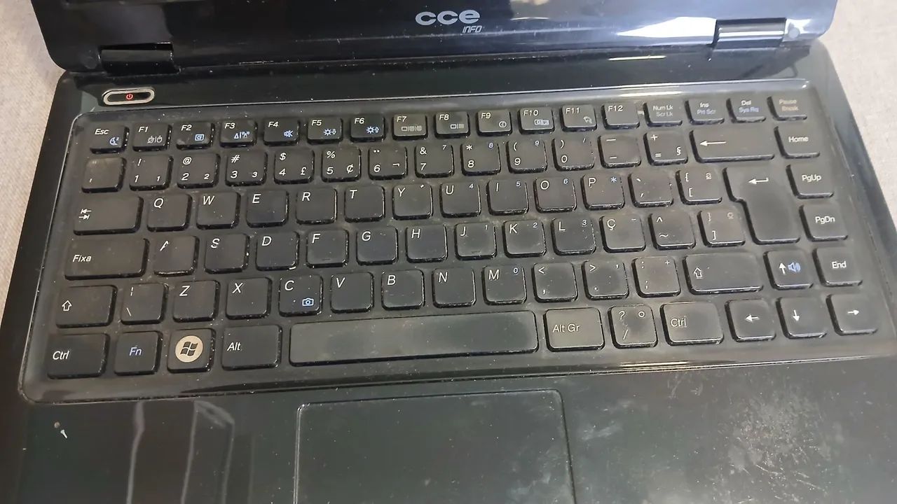 Notebook CCE Win T35L para retirar peças 