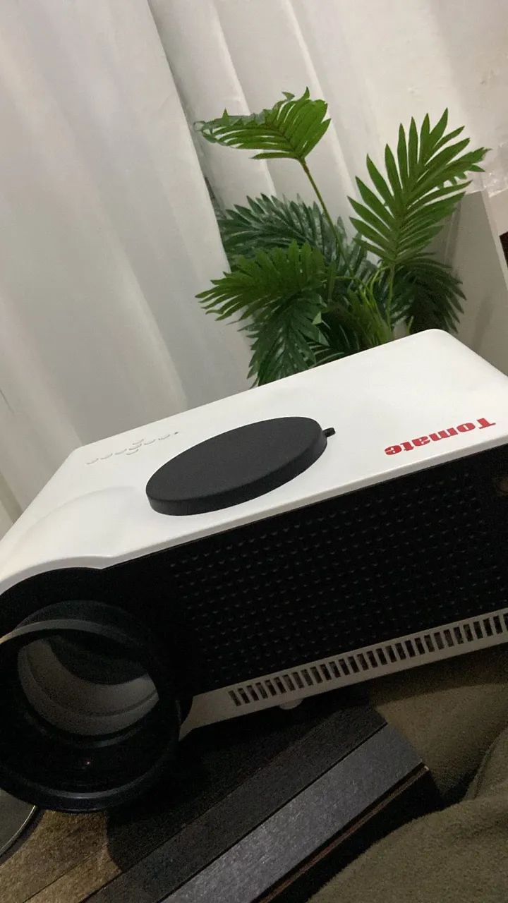 Projetor tomate telão 