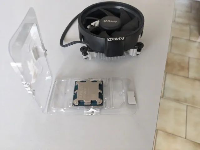 Ryzen 8600G com Radeon 760M am5 ddr5 com cooler perfeito - Foto 2