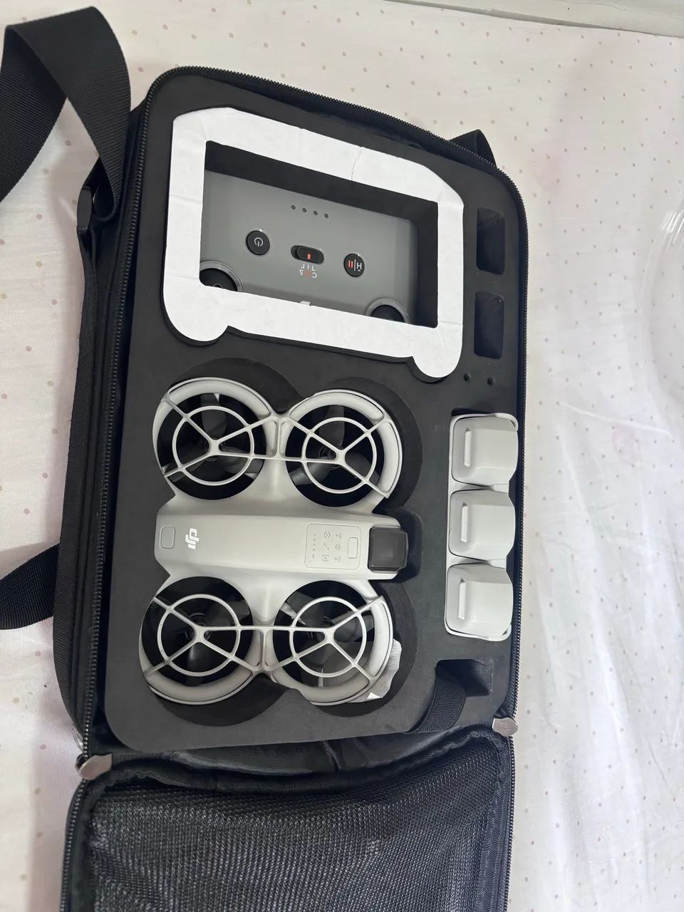 DRONE DJI NEO FLY MORE COMBO COM BOLSA - Foto 2