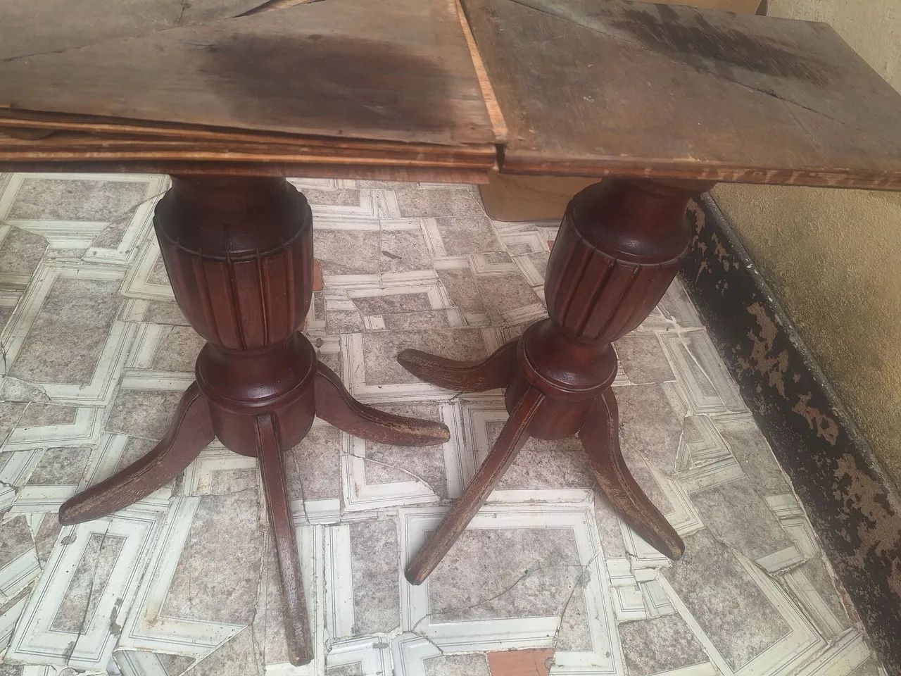 Mesa de madeira antiga oval - Foto 5