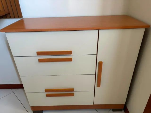 Cômoda em ótimo estado
