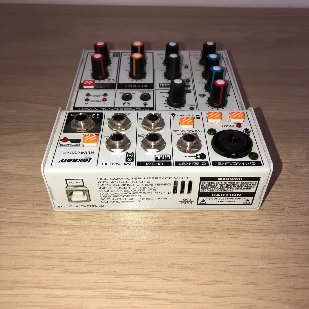 Mesa de Som e Interface de Áudio Lexsen REC4-USB - Foto 4