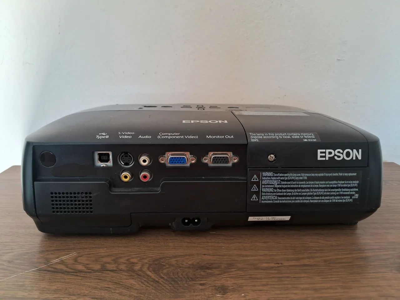 Projetor  Epson  S6  - Foto 2