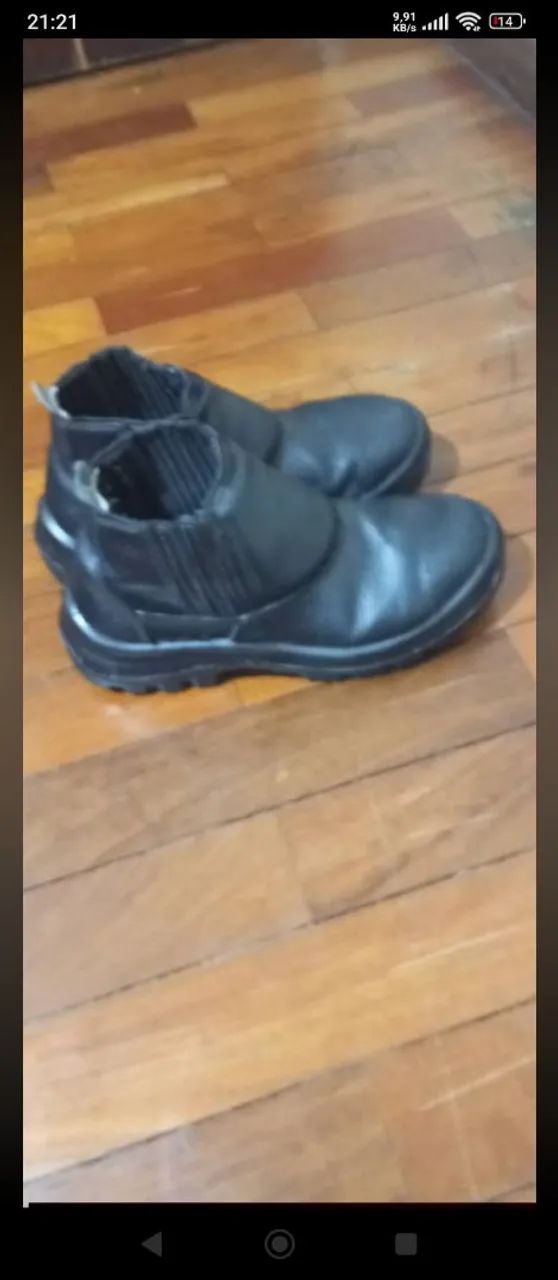 Bota masculina 39
