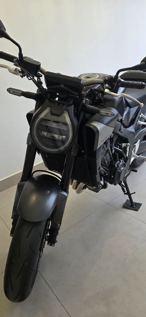 CB650R  - Foto 2