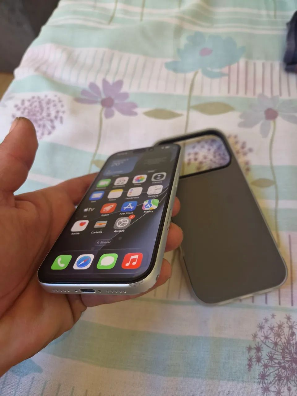Iphone 17 pro 256gb tela trocada  - Foto 2