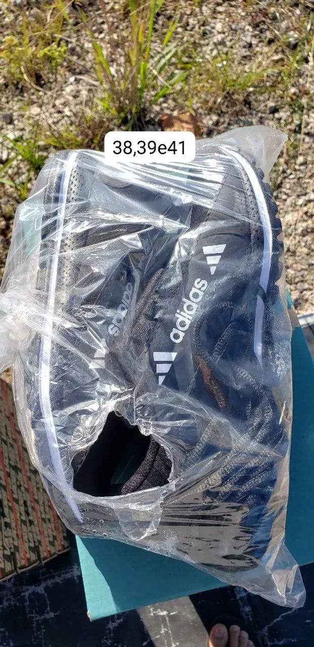 Tenis adidas 