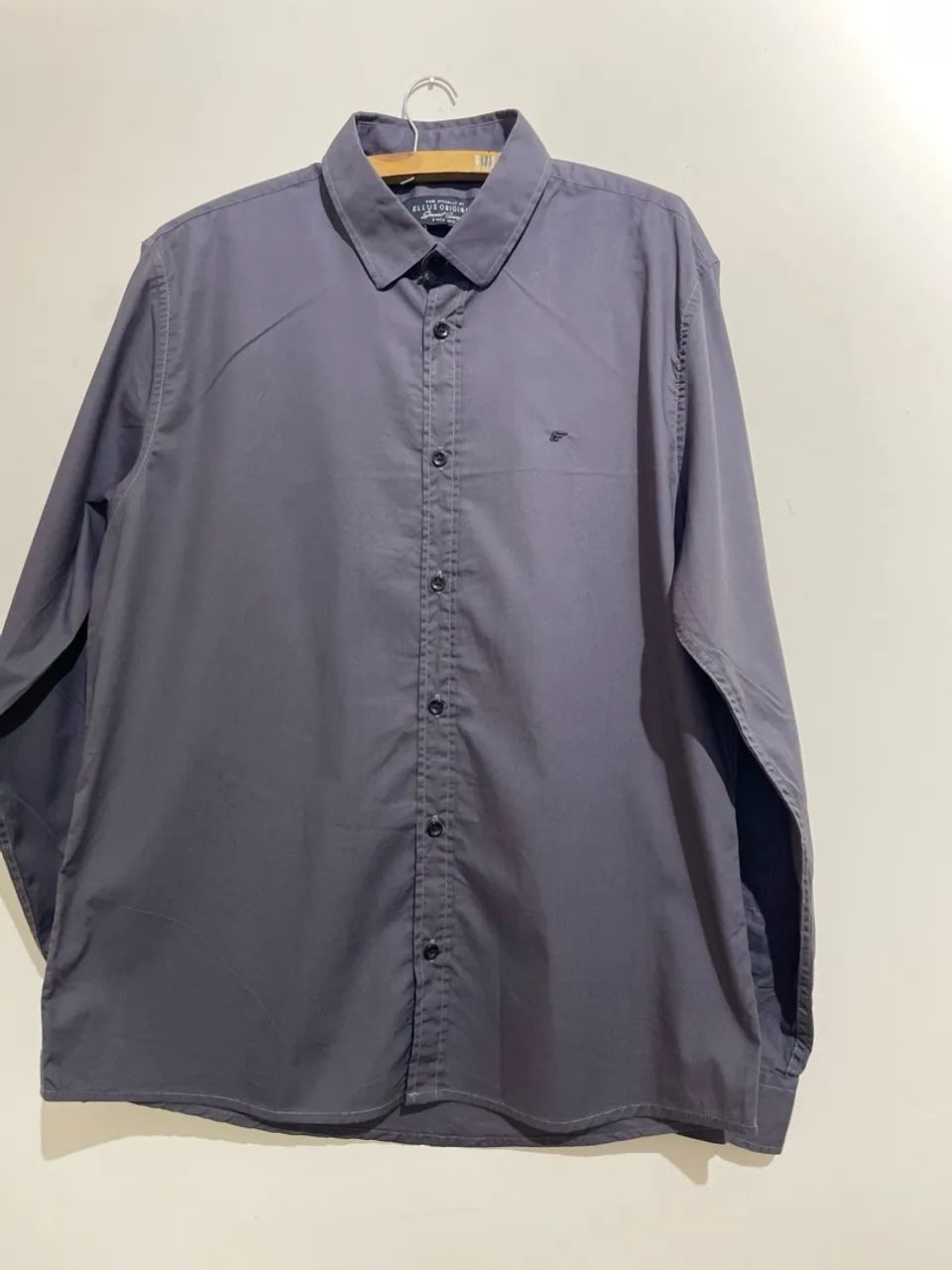 Vende-se camisa social Ellus 