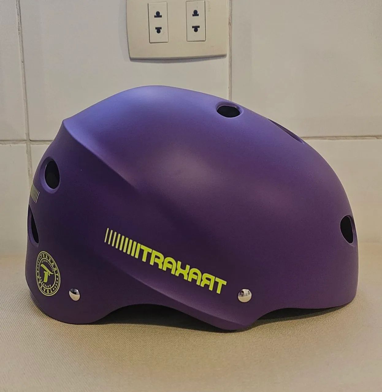 CAPACETE TRAXART NUNCA USADO